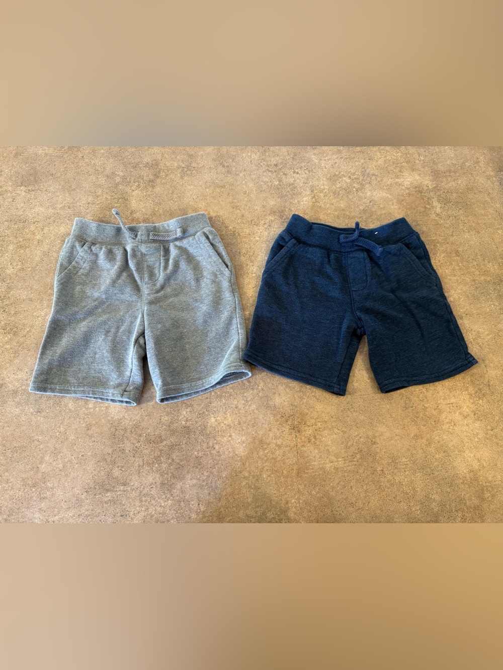 Garanimals Knit Pull-On Shorts in Gray and Navy Boys 4T